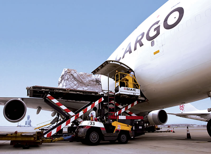 Sending Small Parcels and Cargo from Dubai to Pakistan is Easy