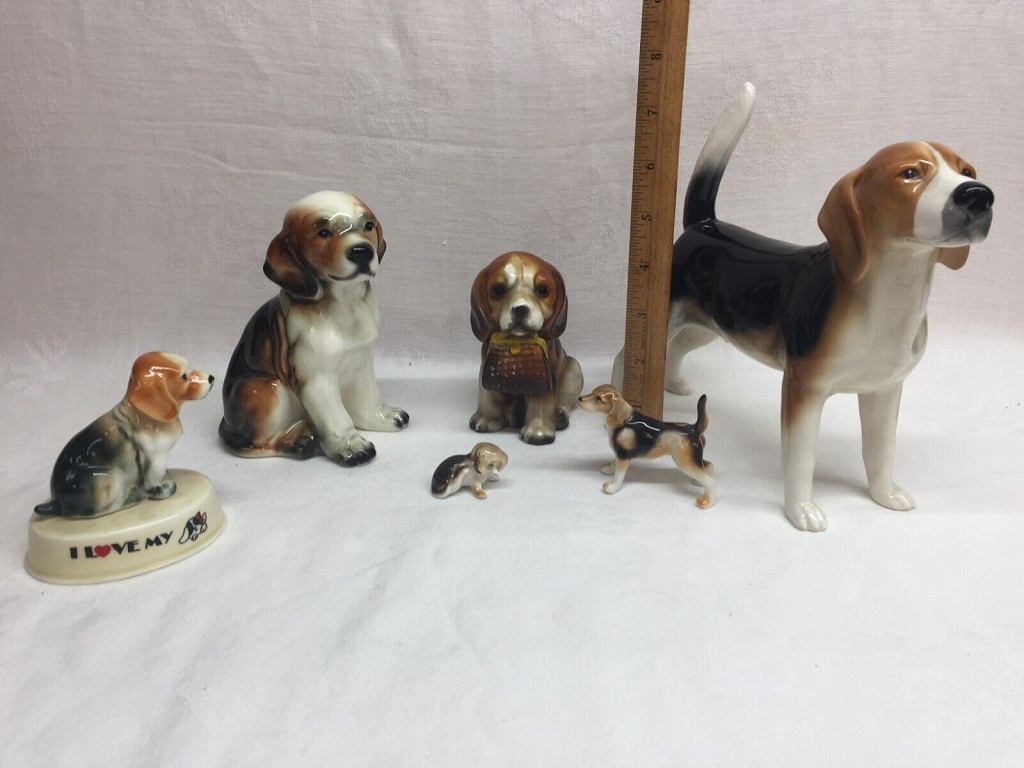 Unlocking Beagles’ Playful Heart: A Toyland Journey