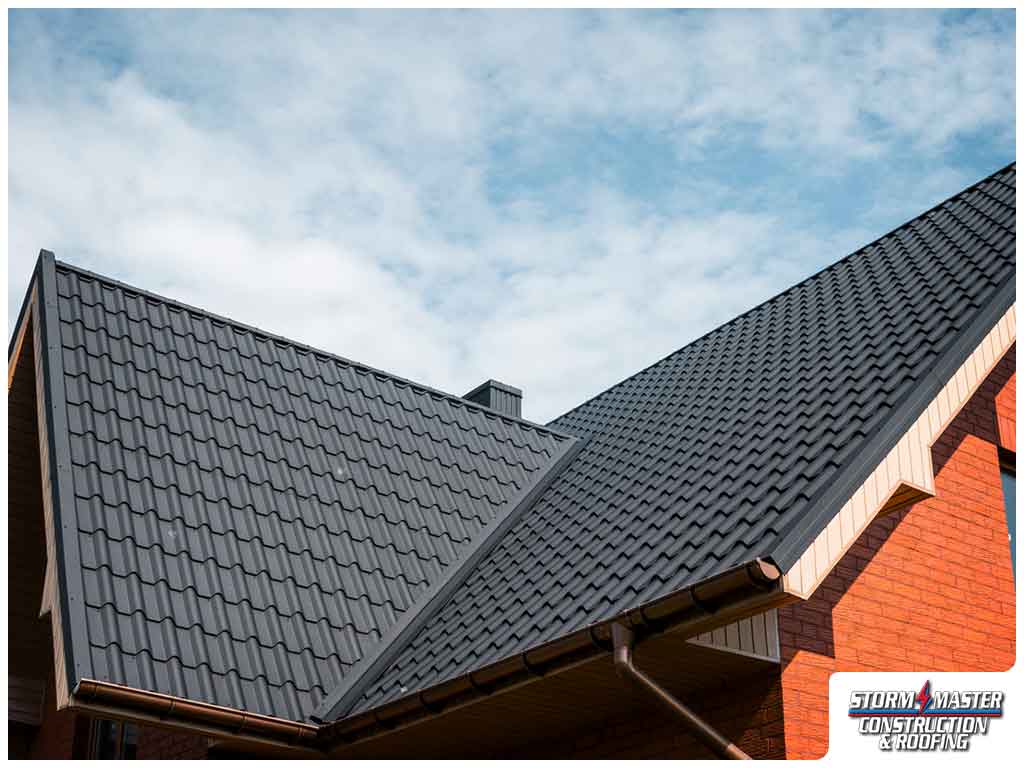 Navigating Clouds: Free Roof Replacement Estimate